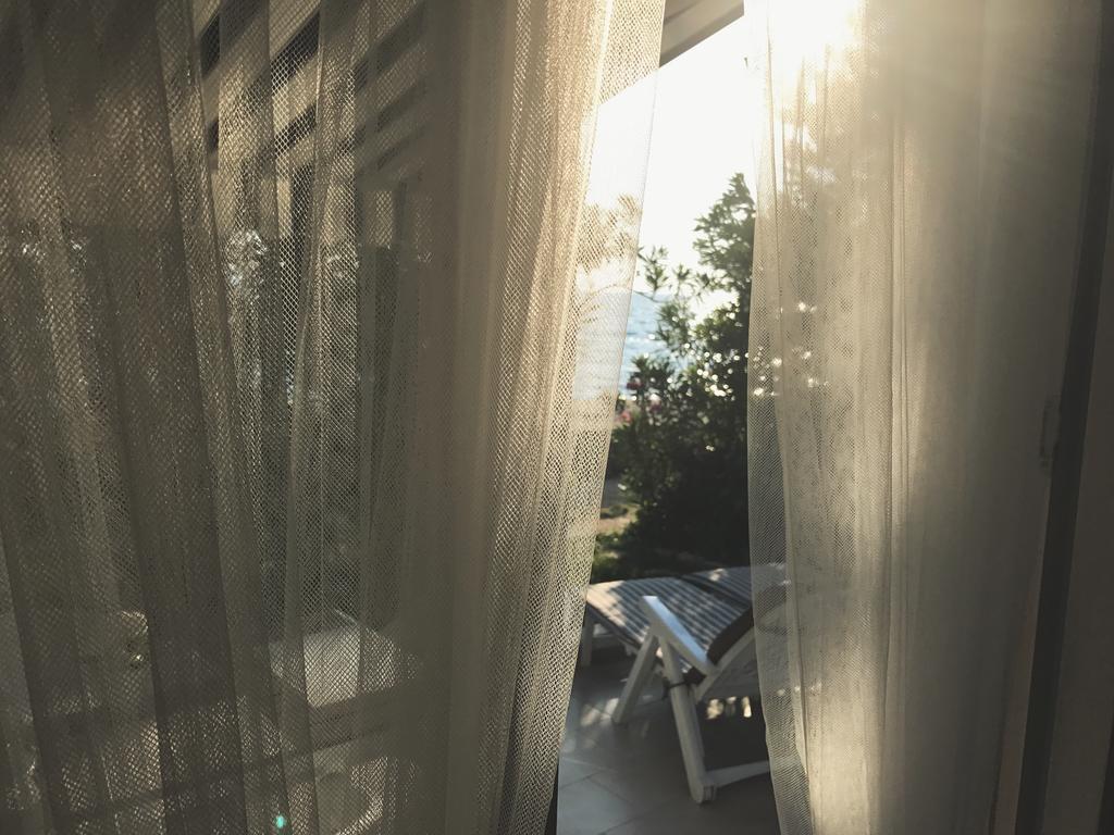 Apartment Puntica ペトルチャネ エクステリア 写真