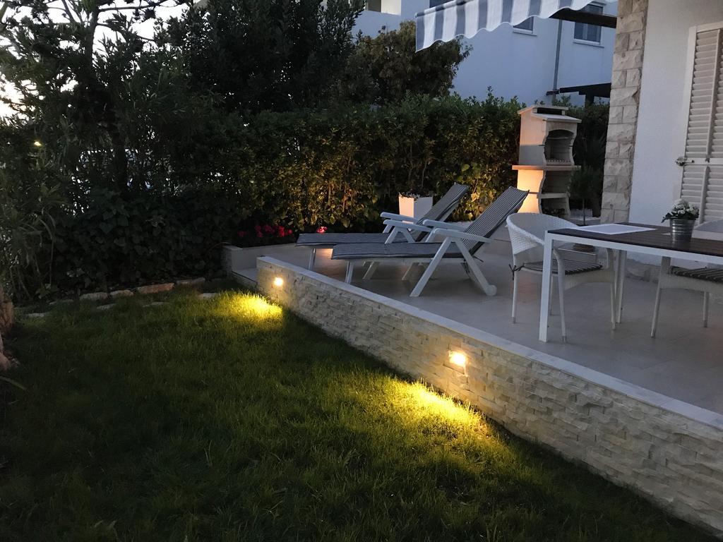 Apartment Puntica ペトルチャネ エクステリア 写真
